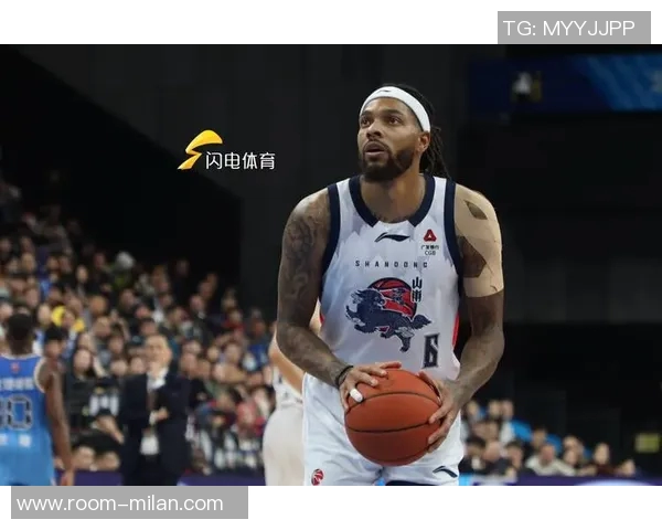 鲍威尔表现抢眼16投9中罚球全中砍下25分7篮板5助攻助队取胜