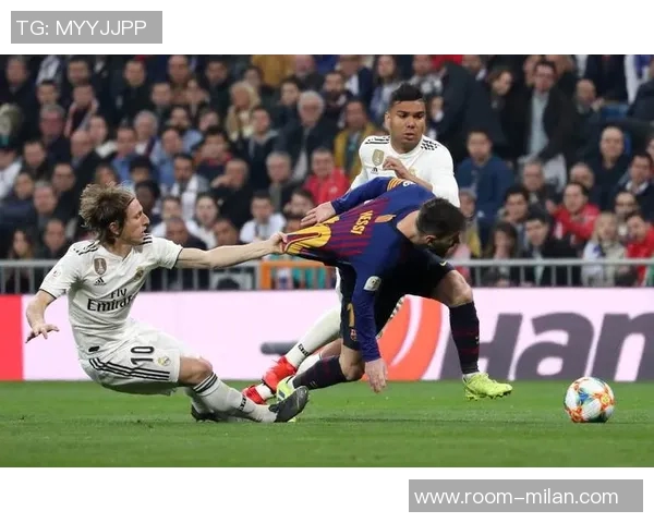 西甲分析:巴萨险胜晋级马竞稳健取胜全取三分 西甲分析:巴萨险胜晋级马竞稳健取胜全取三分