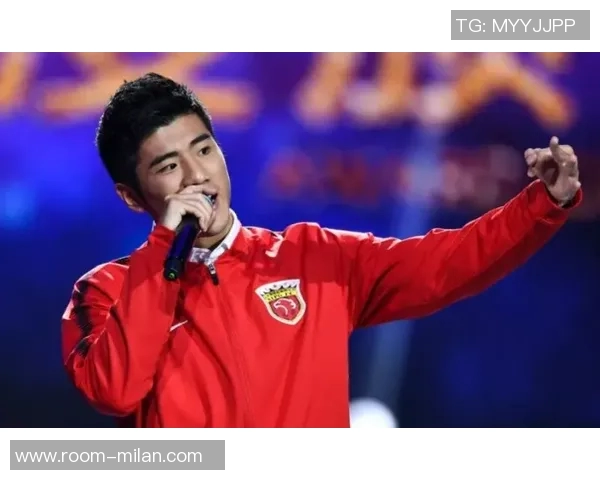 李圣龙：永不放弃的战斗精神与偶像阿兰史密斯的坚定信念相辉映